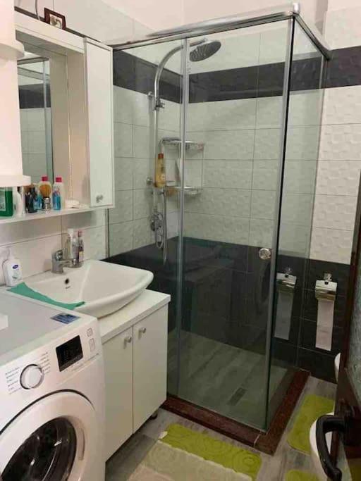 Beautiful Sea View Apartment Дуррес Экстерьер фото