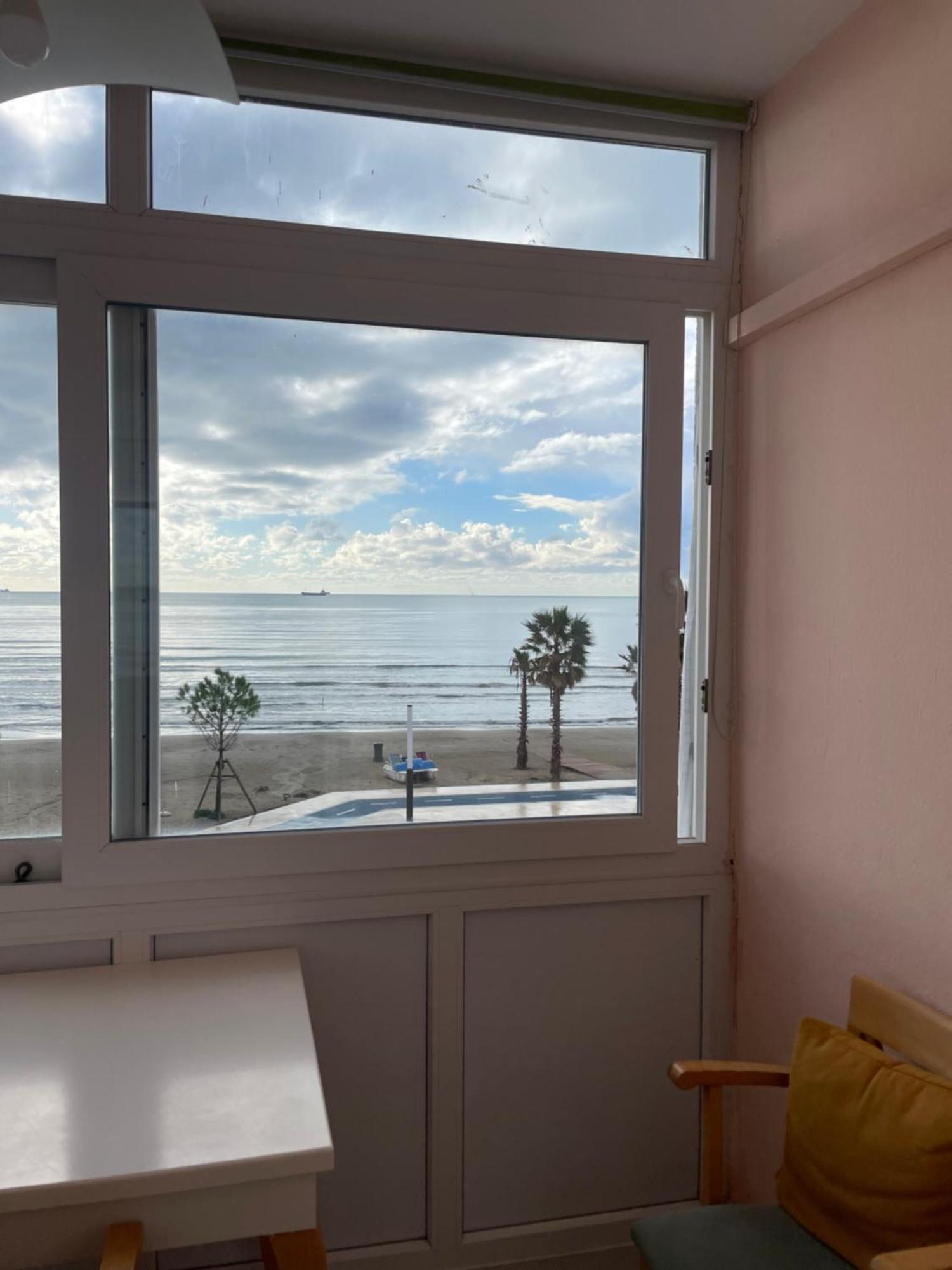 Beautiful Sea View Apartment Дуррес Экстерьер фото